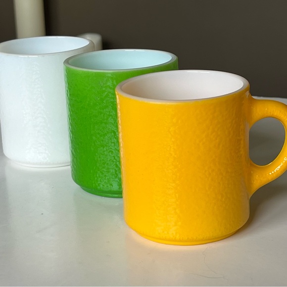 Hazel-Atlas “Orange Peel” pebble textured milk glass coffee mugs set/3 - Picture 2 of 12